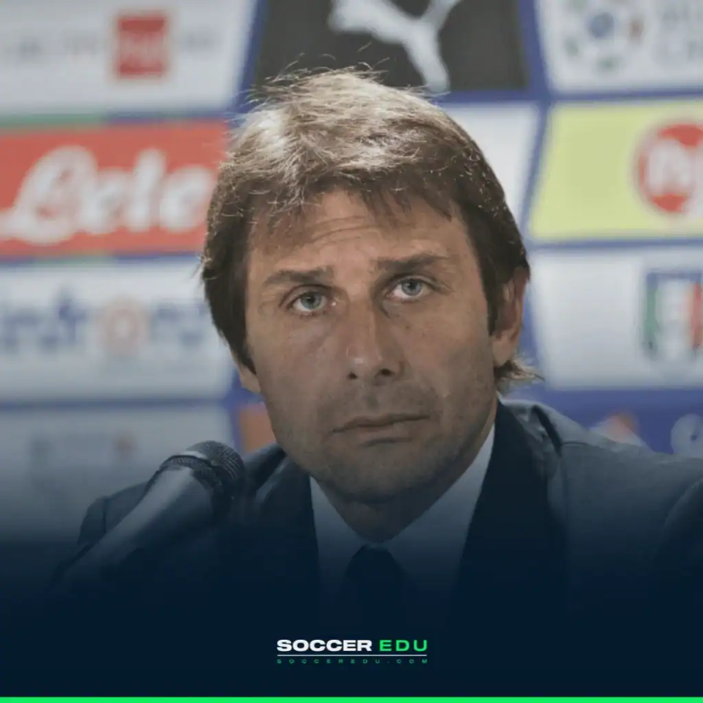 Antonio Conte using the 5-3-2 system