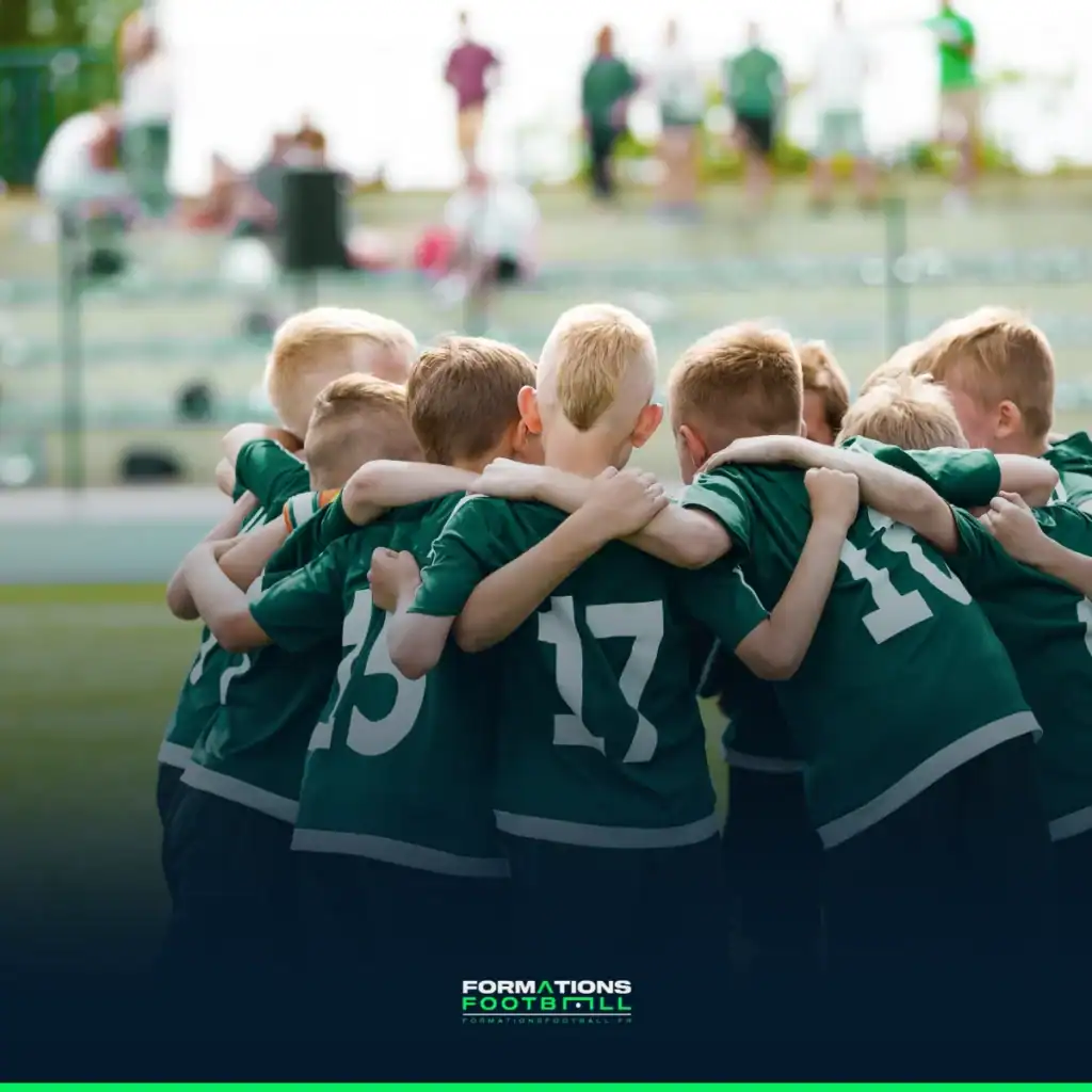 Jeu collectif pour catégorie U6 dans le football